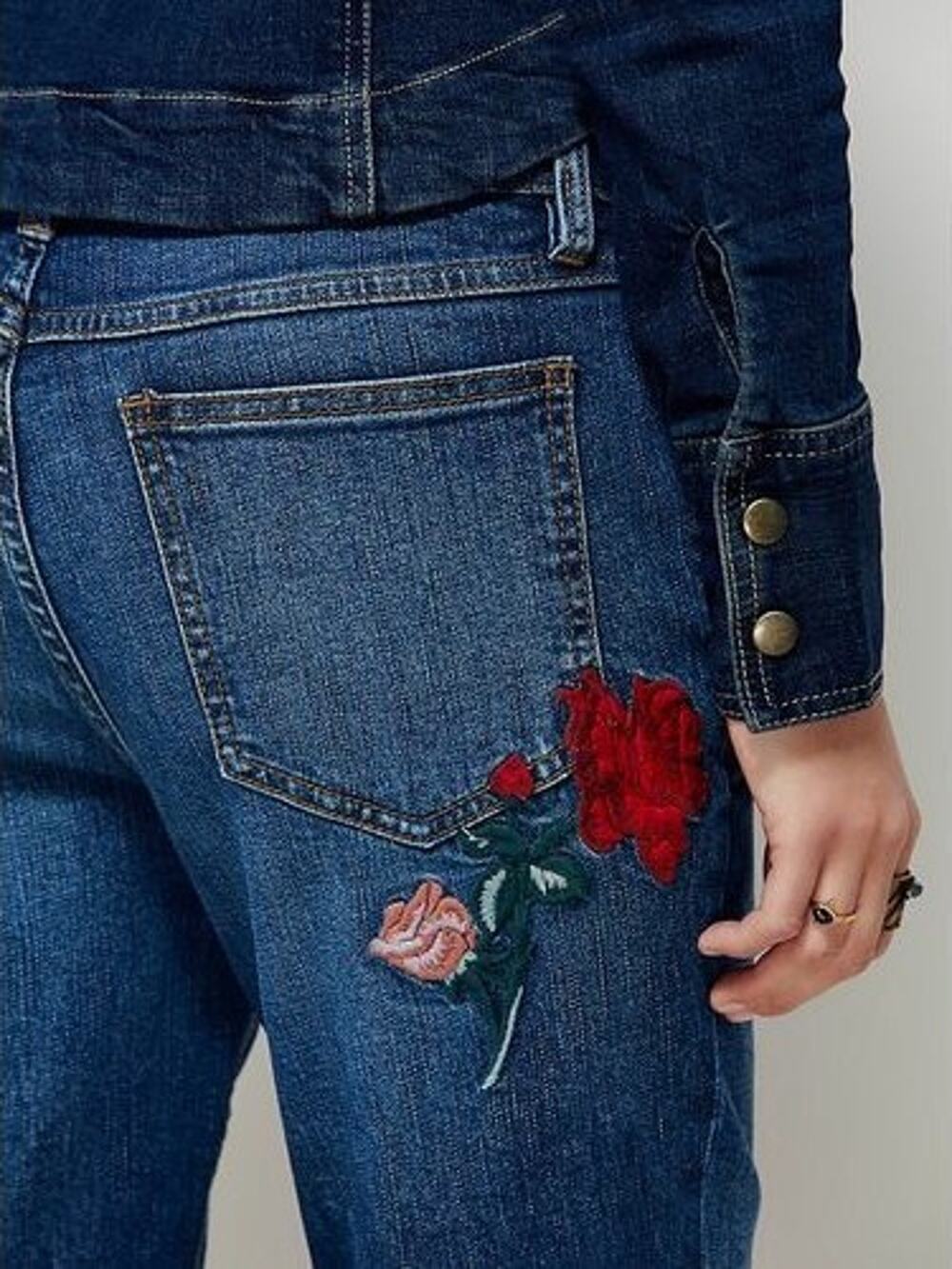 NEW Free People Women's Blue Four Seasons Embroidered Rose Skinny Jeans Sz 24